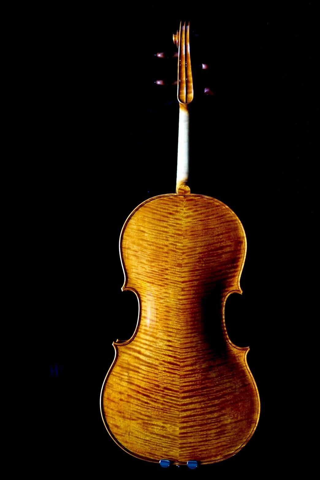 Contemporary Japanese Violin Makers – izuta-violin Selection