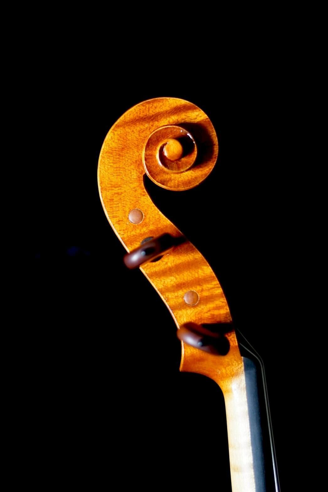 Contemporary Japanese Violin Makers – izuta-violin Selection